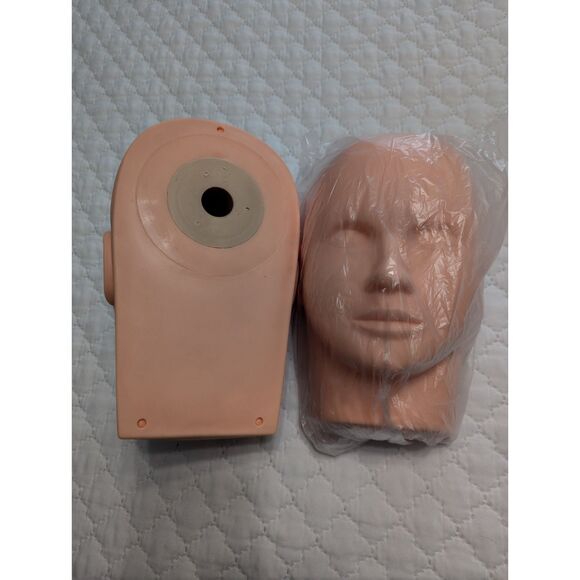 🆕 Listing: Pro Training Mannequin Flat Head – 2 Pack (New in Box) - Picture 8 of 11